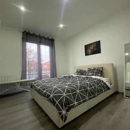 Le Confort D'Un Appartement Schiltigheim Exterior foto