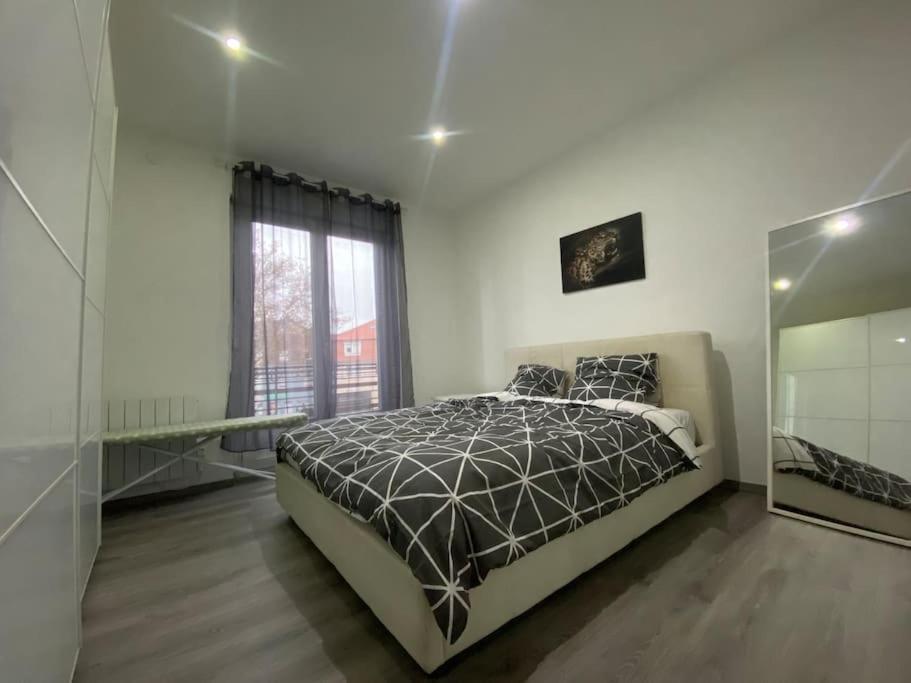 Le Confort D'Un Appartement Schiltigheim Exterior foto